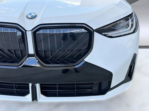 Used 2025 BMW X3 xDrive30i w/ Premium Package AWD/4WD image 10