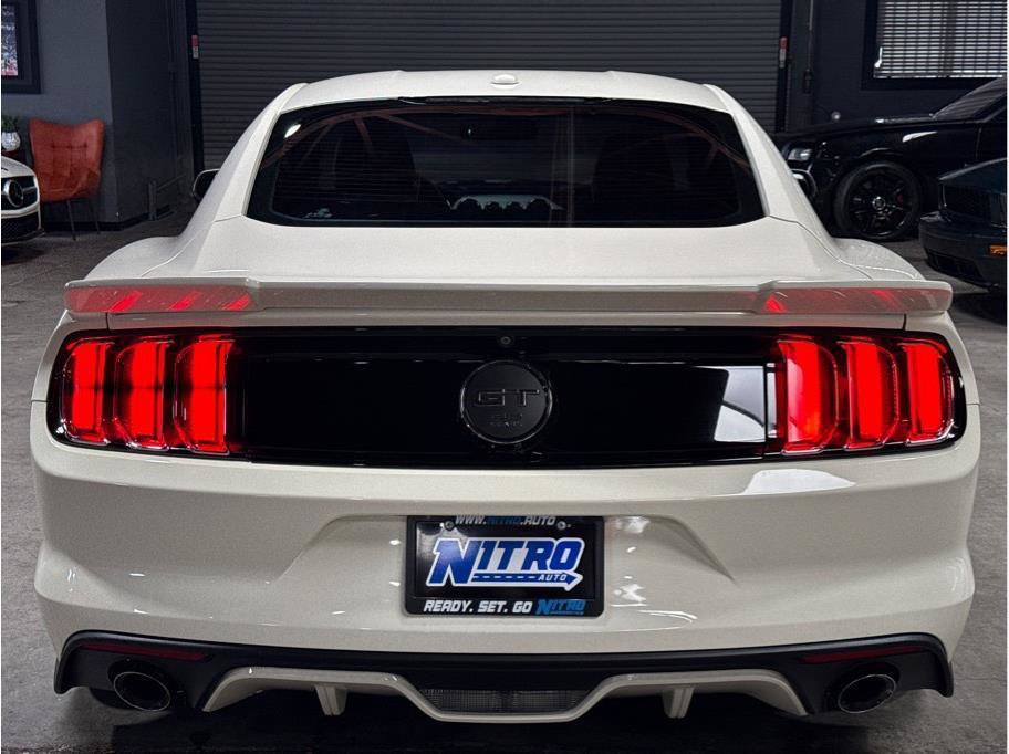 Used 2015 Ford Mustang 50 Years RWD image 32