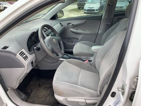 Used 2009 Toyota Corolla LE image 9