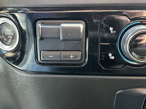 Certified 2024 Chevrolet Silverado 2500 LT w/ Convenience Package image 37