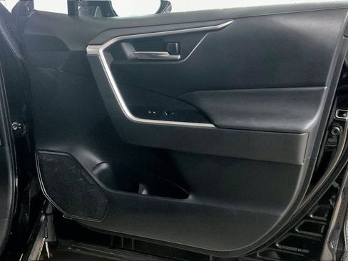 Used 2024 Toyota RAV4 XLE image 29