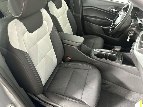 New 2026 Chevrolet Trax RS w/ Driver Confidence Package FWD image 24