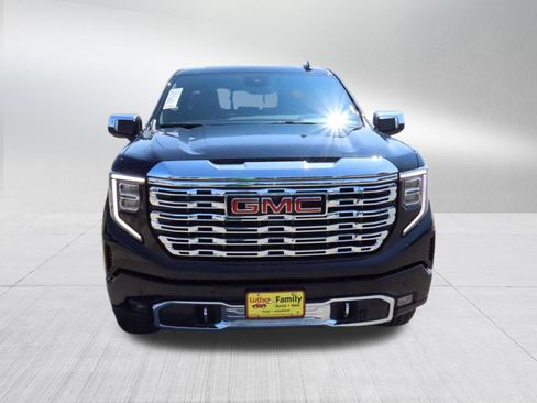 New 2026 GMC Sierra 1500 Denali w/ Technology Package AWD/4WD image 2