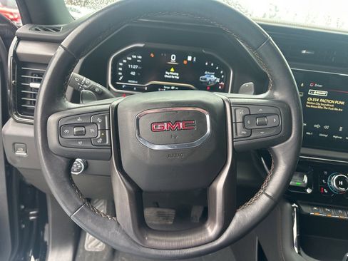 Used 2023 GMC Sierra 1500 AT4 w/ AT4 Preferred Package image 15