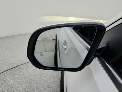 Certified 2026 Mercedes-Benz GLE 350 4MATIC image 30