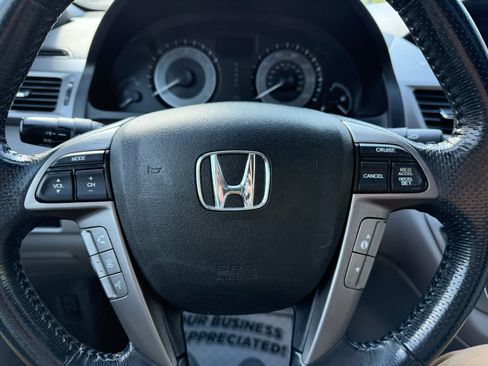 Used 2016 Honda Odyssey Touring Elite image 7