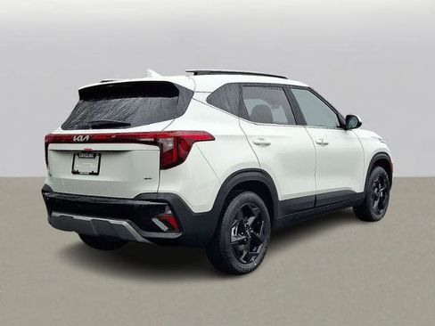 New 2026 Kia Seltos EX image 4