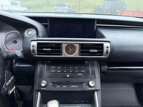 Used 2016 Lexus IS 300 AWD w/ Premium Package image 21