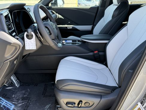New 2026 Lexus TX 350 AWD image 19