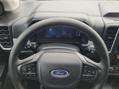 Certified 2025 Ford Ranger XL RWD image 21
