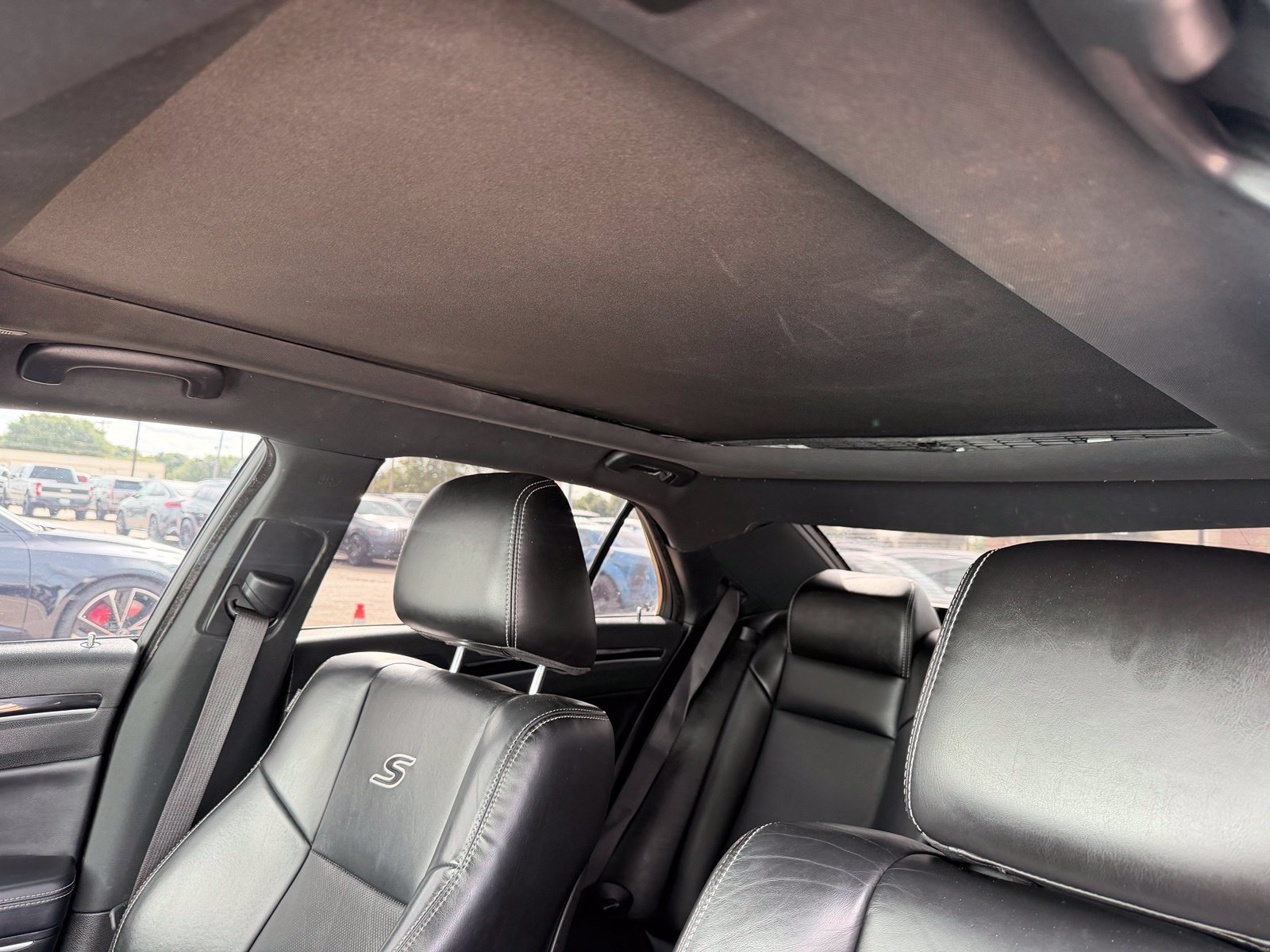 Used 2022 Chrysler 300 S w/ Comfort Group RWD image 43