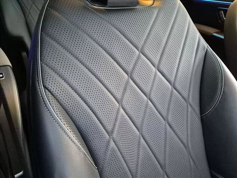 Used 2023 Mercedes-Benz EQS 580 4MATIC SUV image 22