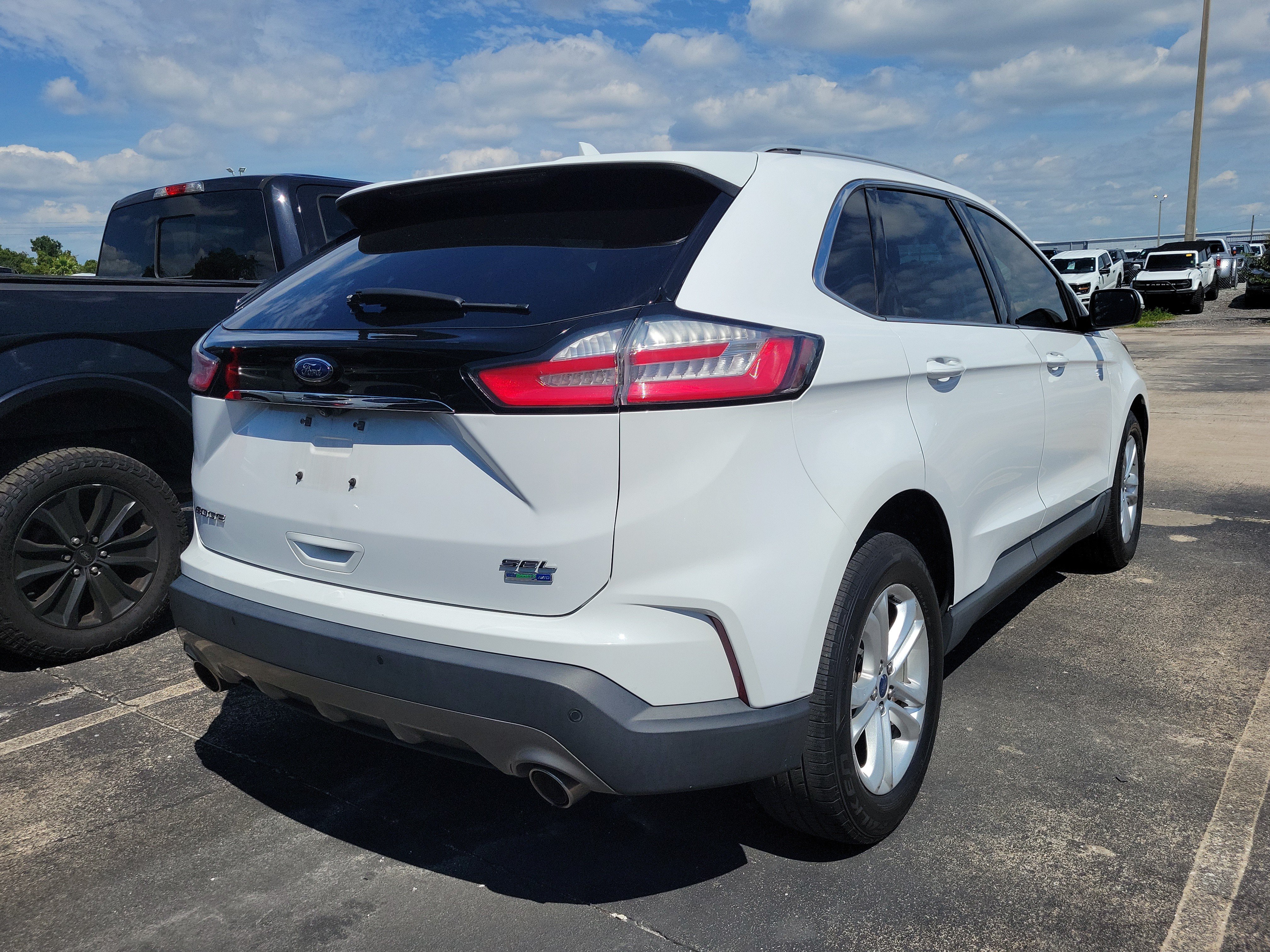 Used 2020 Ford Edge SEL AWD/4WD image 5