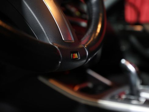 Used 2018 BMW X4 M40i image 25