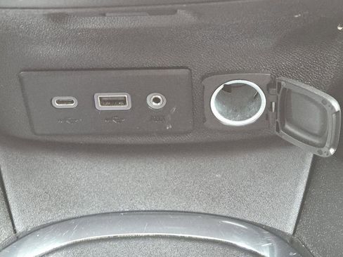 Used 2023 Chevrolet Malibu LT image 26