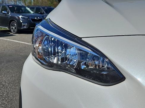 Used 2021 Subaru Crosstrek 2.0i Premium image 9