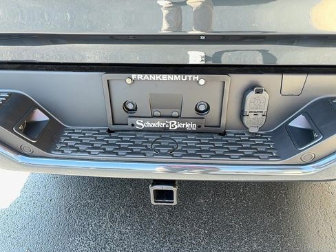 New 2026 RAM 1500 Laramie w/ Night Edition AWD/4WD image 18