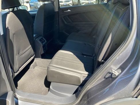 Certified 2023 Volkswagen Tiguan SE AWD/4WD image 21