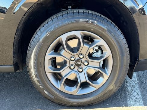 Used 2022 Ford Maverick XLT w/ Equipment Group 300A Standard image 11