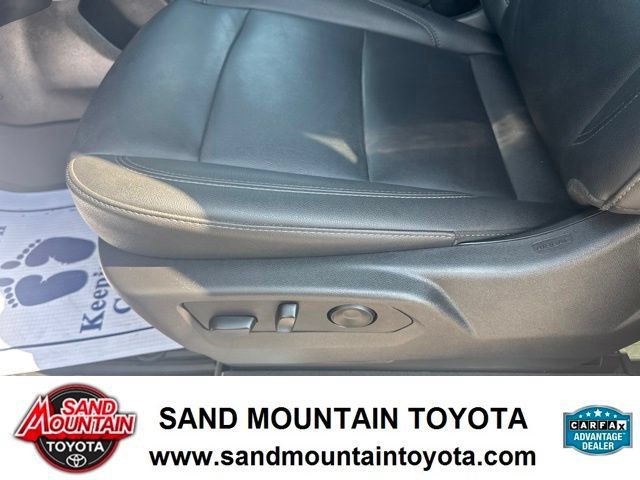 Used 2025 Chevrolet Silverado 1500 RST w/ All Star Edition Plus AWD/4WD image 17