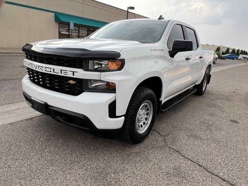 Used 2022 Chevrolet Silverado 1500 Custom w/ Safety Confidence Package AWD/4WD image 7