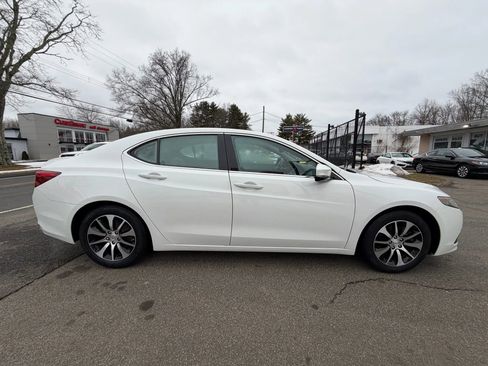 Used 2016 Acura TLX image 4