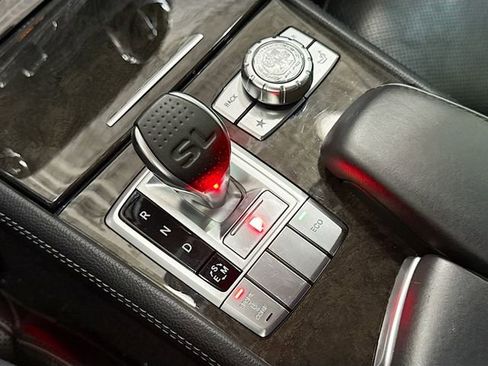 Used 2013 Mercedes-Benz SL 550 w/ Premium Pkg image 18