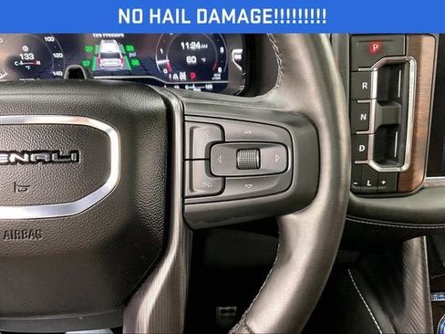 Used 2023 GMC Yukon XL Denali Ultimate AWD/4WD image 24