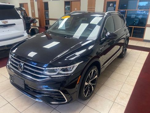 Used 2024 Volkswagen Tiguan SEL R-Line AWD/4WD image 1