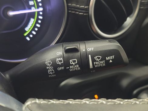 Used 2023 Jeep Wrangler Unlimited Sahara w/ Cold Weather Group AWD/4WD image 31