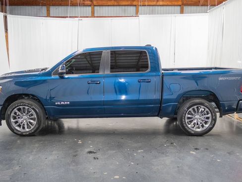 Used 2023 RAM 1500 Laramie AWD/4WD image 5