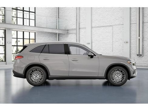 New 2026 Mercedes-Benz GLC 300 4MATIC image 16
