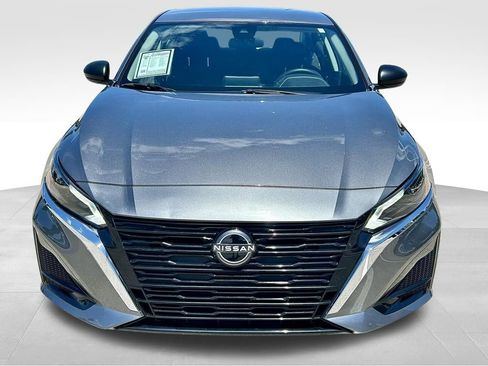 Certified 2025 Nissan Altima 2.5 S FWD image 2