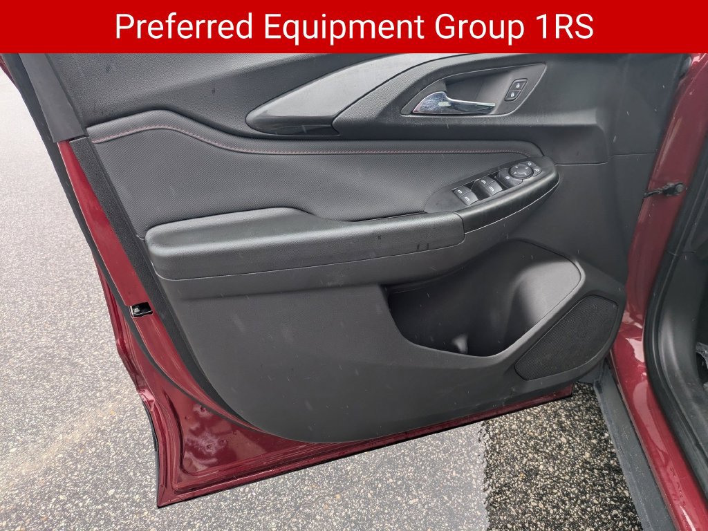 Used 2023 Chevrolet TrailBlazer RS w/ Convenience Package AWD/4WD image 11