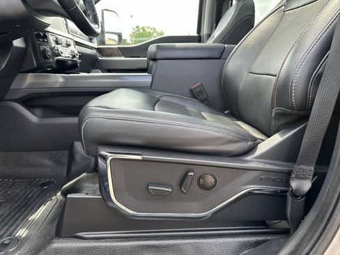 Used 2024 Ford F250 Lariat w/ Chrome Package AWD/4WD image 16