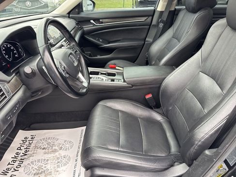 Used 2021 Honda Accord Touring image 28