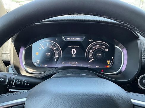 New 2026 RAM 1500 Laramie AWD/4WD image 16