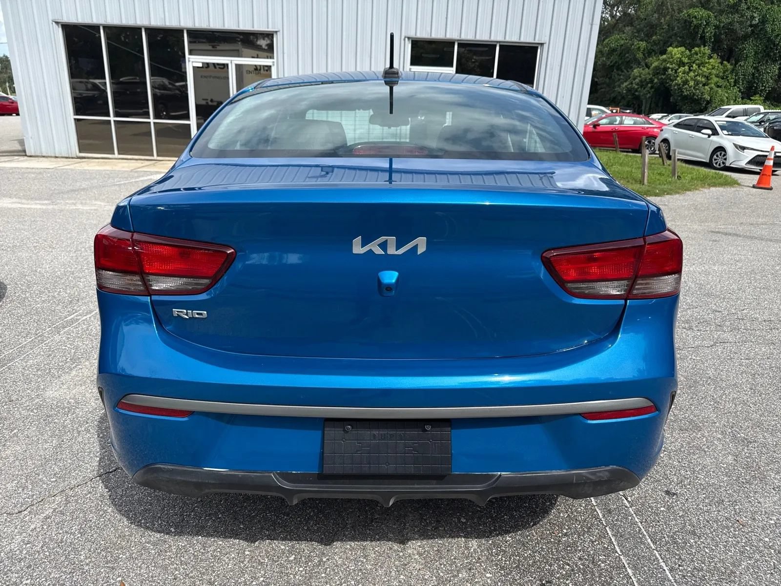 Used 2022 Kia Rio S w/ Technology Package FWD image 9