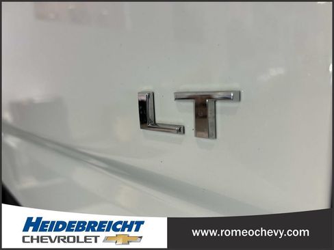 Used 2024 Chevrolet Silverado 1500 LT AWD/4WD image 36