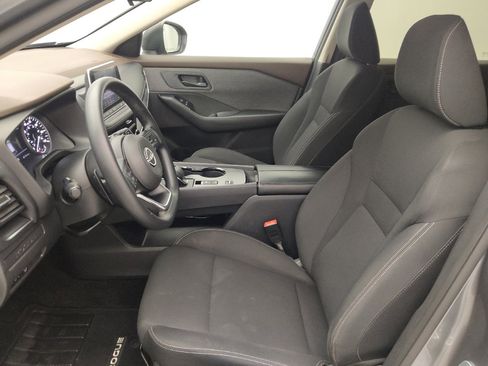 Used 2023 Nissan Rogue S FWD image 17