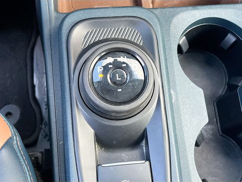 Used 2022 Ford Maverick Lariat w/ Lariat Luxury Package FWD image 16