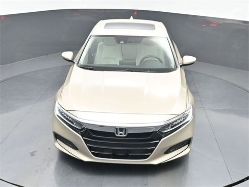 Certified 2018 Honda Accord EX image 29