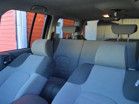 Used 2008 Nissan Xterra S w/ Supplemental Air Bag Pkg image 42