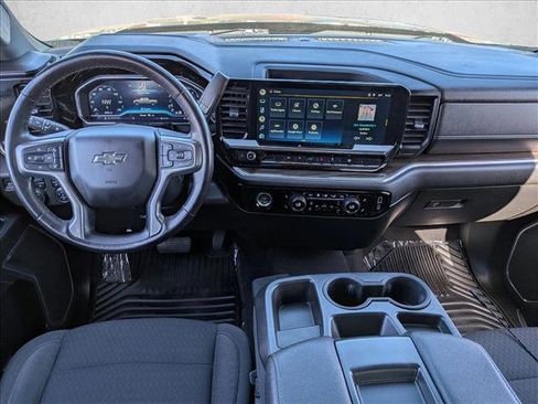 Used 2022 Chevrolet Silverado 1500 RST AWD/4WD image 23
