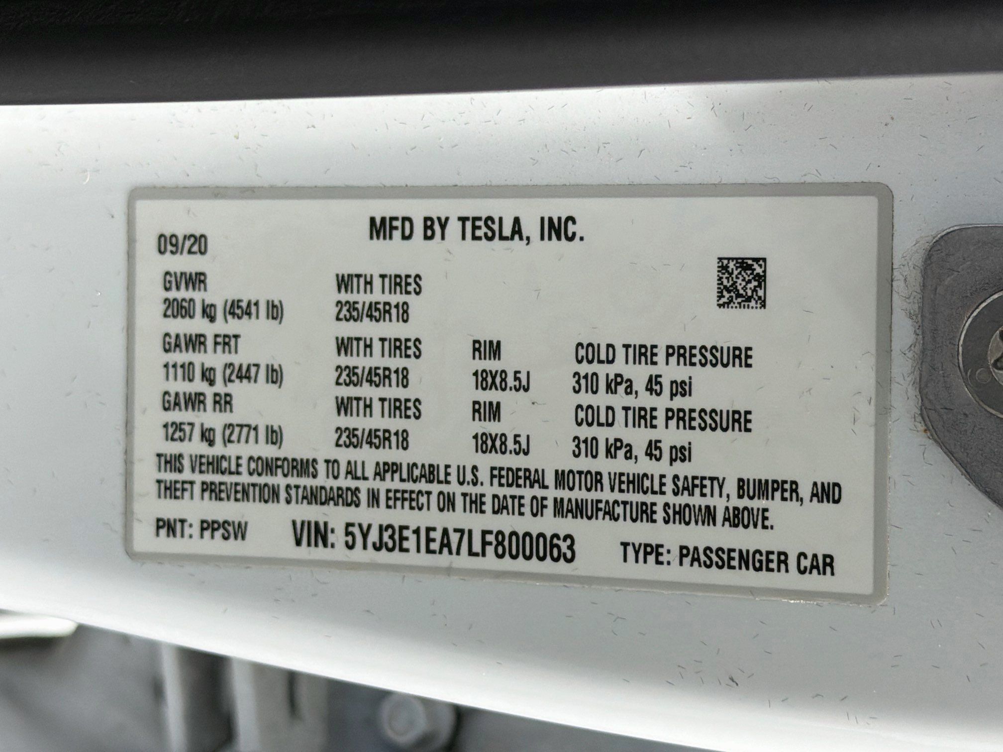 Used 2020 Tesla Model 3 Standard Range Plus RWD image 12