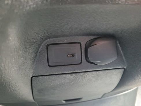 Used 2024 Mercedes-Benz Sprinter 2500 image 24