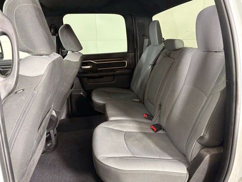 Used 2024 RAM 2500 Big Horn AWD/4WD image 37
