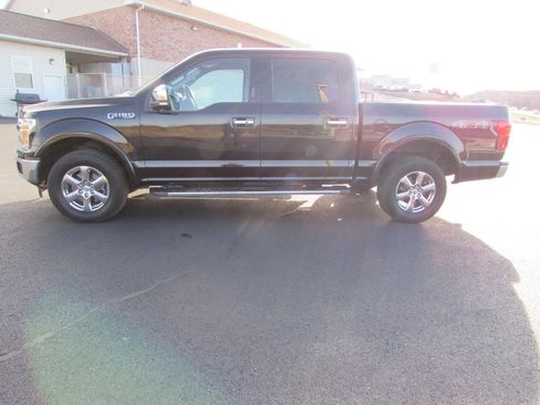 Used 2019 Ford F150 Lariat image 4