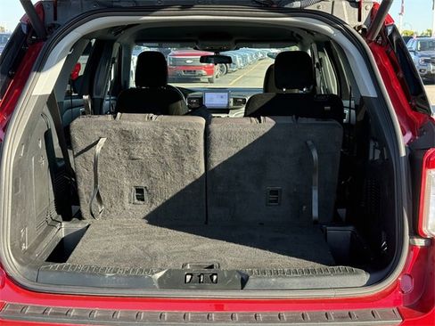 Certified 2023 Ford Explorer XLT w/ Class IV Trailer Tow Package image 26