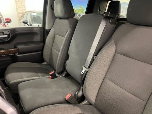 Used 2019 GMC Sierra 1500 SLE w/ SLE Value Package AWD/4WD image 30